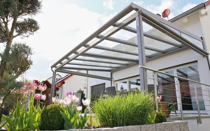 Terrassendach Grundbach Außenansicht