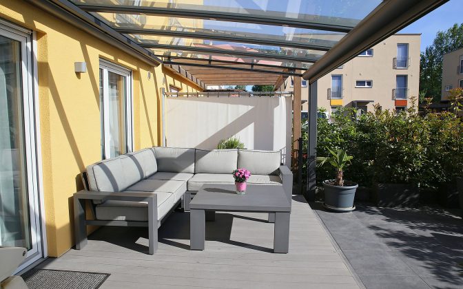 Terrassendach Höfen Innenansicht